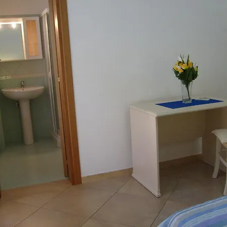 Casa Vacanze Puccia Holiday home *